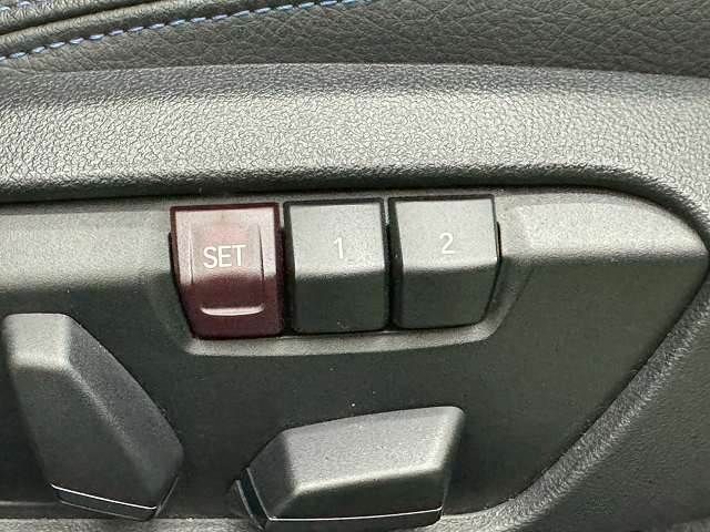 BMW BMW 1series 2021