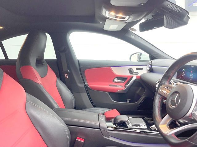 MERCEDES BENZ MERCEDES BENZ CLA class 2019