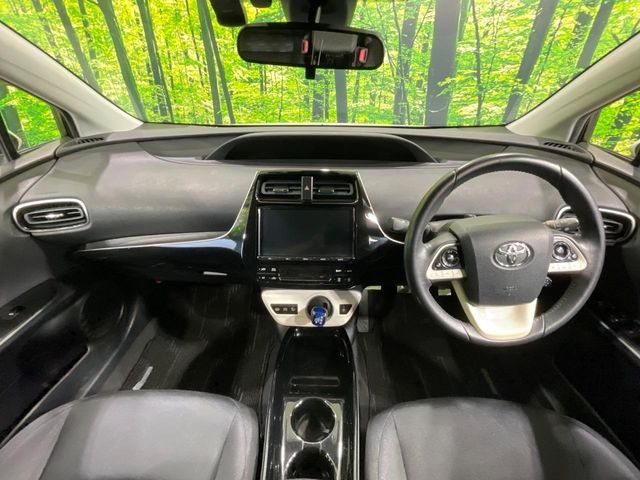 TOYOTA PRIUS PHV 2017
