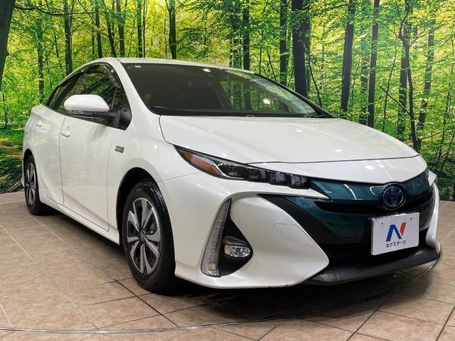 TOYOTA PRIUS PHV 2017