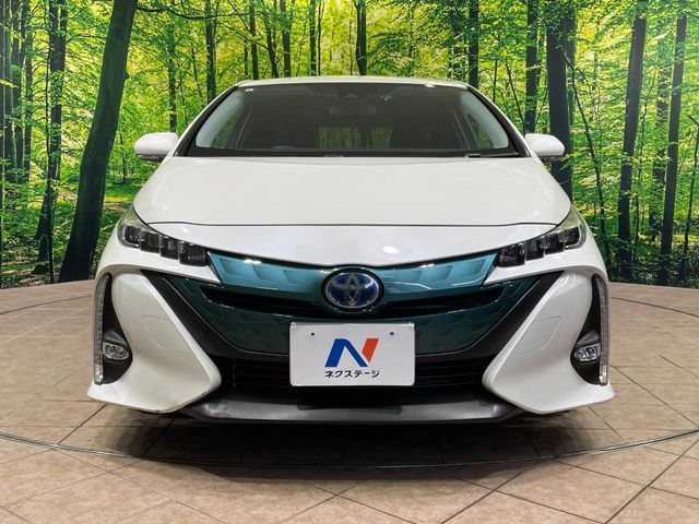 TOYOTA PRIUS PHV 2017
