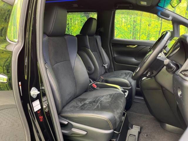 TOYOTA VELLFIRE 2017