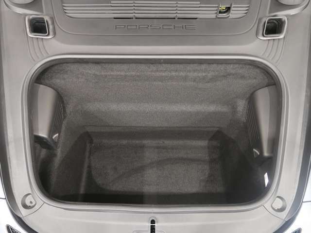 PORSCHE PORSCHE 718Spyder 2024