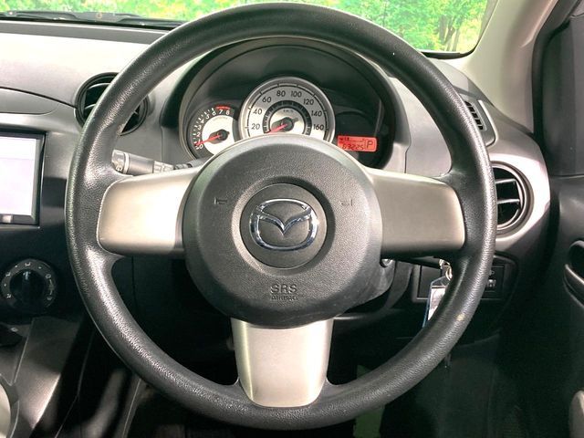 MAZDA DEMIO 2011