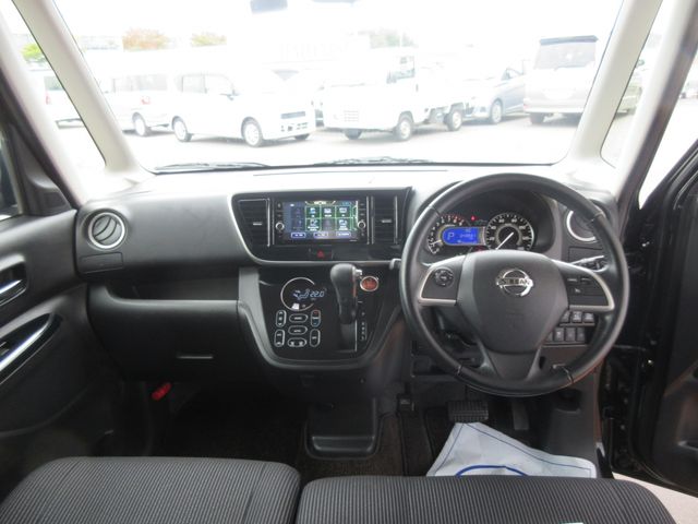 NISSAN DAYZ ROOX 4WD 2019