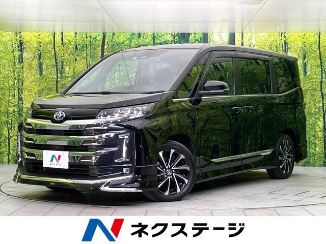 TOYOTA NOAH HYBRID 2022