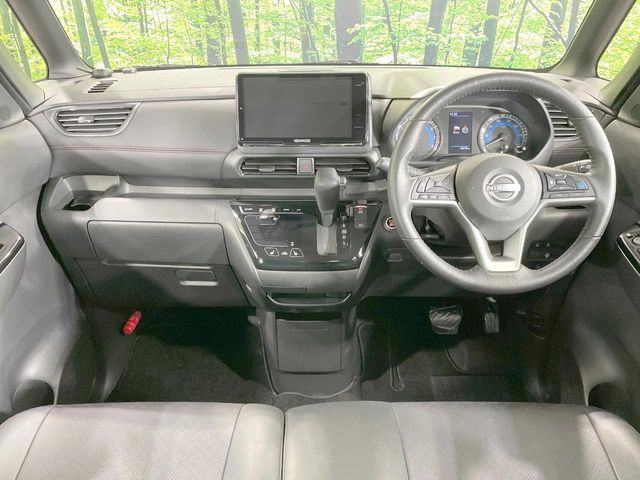 NISSAN ROOX 4WD 2024