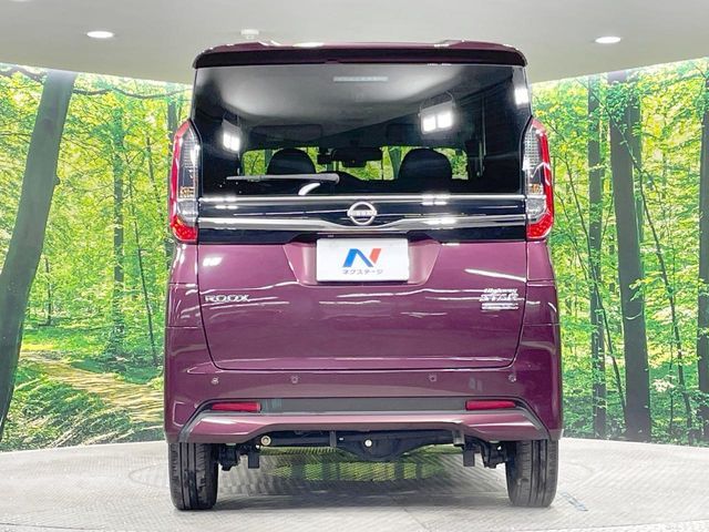 NISSAN ROOX 4WD 2024