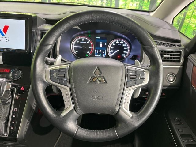 MITSUBISHI DELICA D:5 4WD 2023