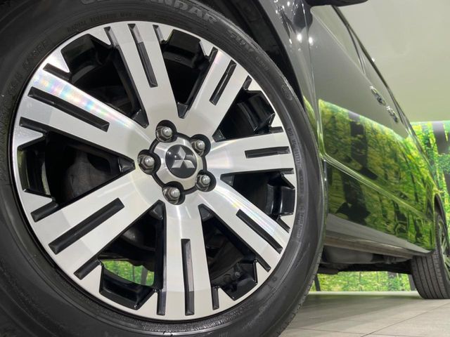 MITSUBISHI DELICA D:5 4WD 2023