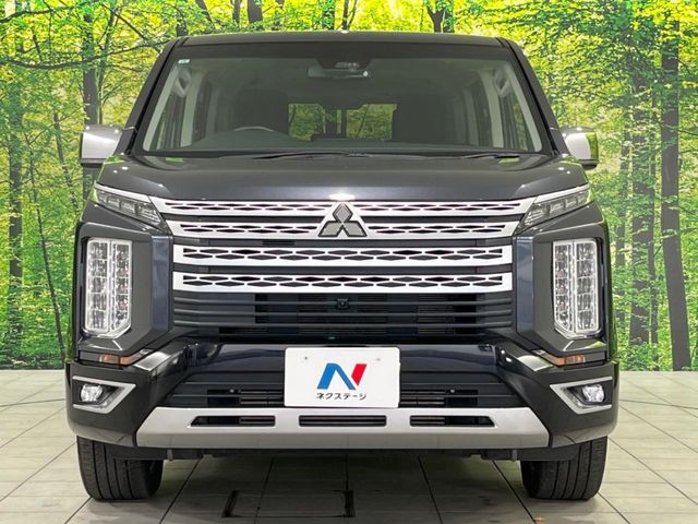 MITSUBISHI DELICA D:5 4WD 2023