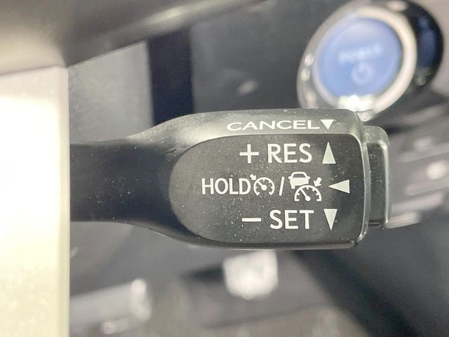 TOYOTA PRIUS 4WD 2017