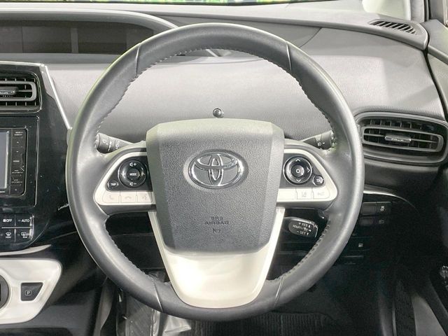 TOYOTA PRIUS 4WD 2017
