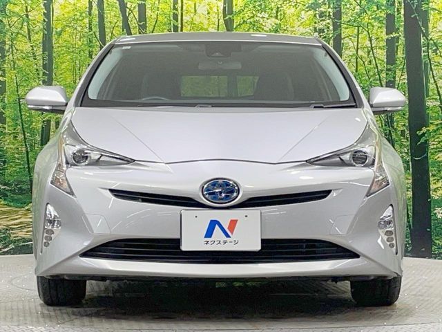 TOYOTA PRIUS 4WD 2017