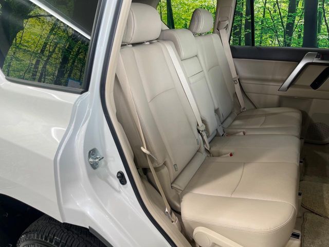 TOYOTA LANDCRUISER PRADO 2023