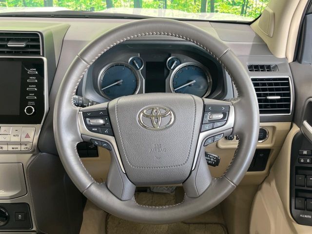 TOYOTA LANDCRUISER PRADO 2023