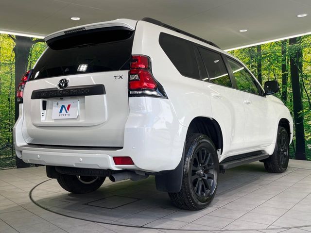 TOYOTA LANDCRUISER PRADO 2023