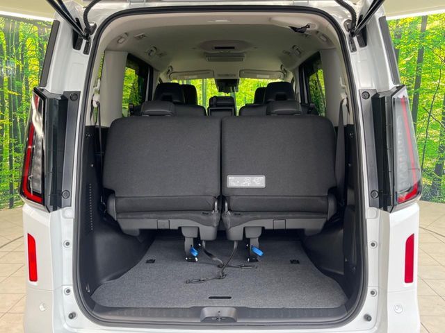 NISSAN SERENA  WG 2025