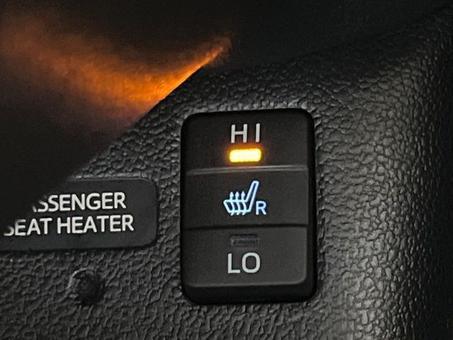 TOYOTA PRIUS PHV 2018