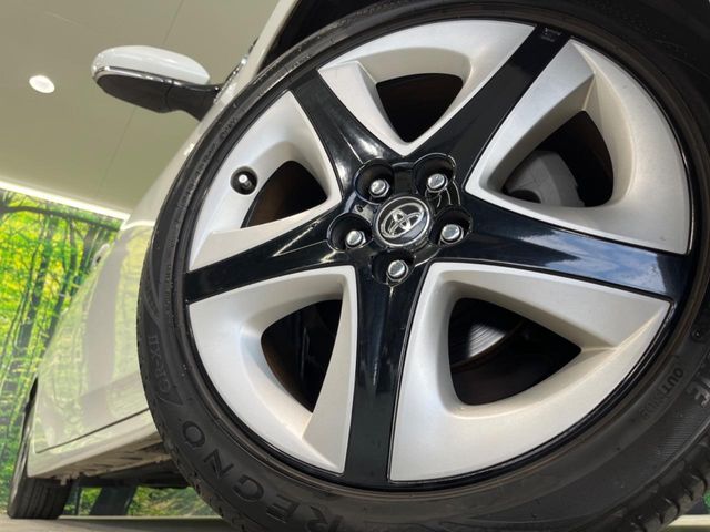 TOYOTA PRIUS PHV 2018