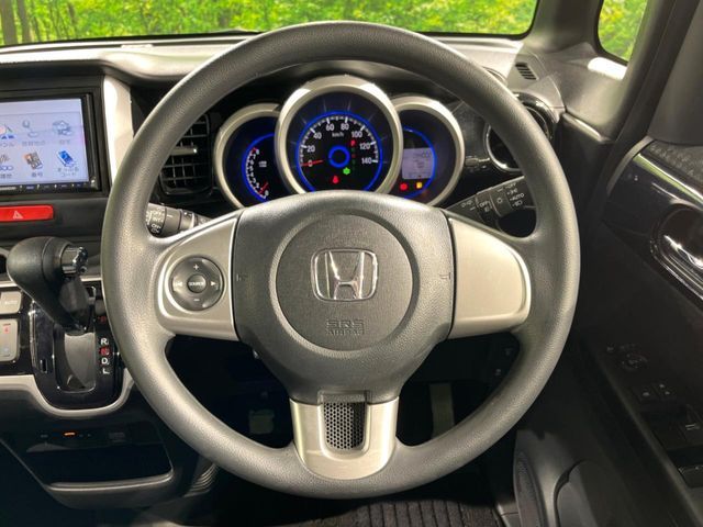 HONDA N BOX CUSTOM 2016