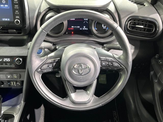 TOYOTA YARIS CROSS HYBRID 2022