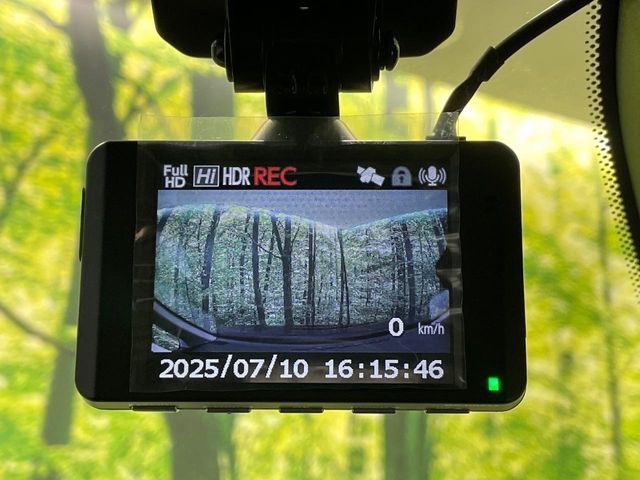 MITSUBISHI DELICA D:5 4WD 2024