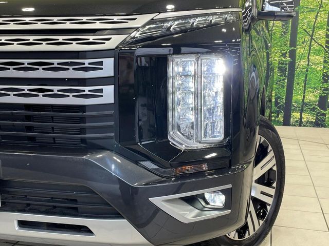 MITSUBISHI DELICA D:5 4WD 2024