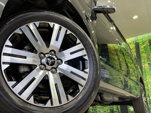 MITSUBISHI DELICA D:5 4WD 2024