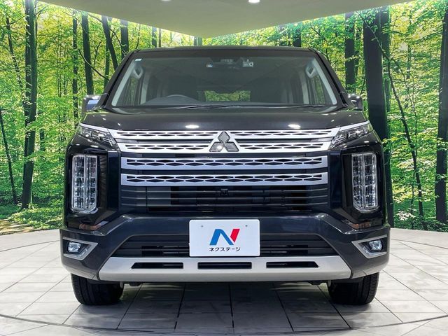 MITSUBISHI DELICA D:5 4WD 2024