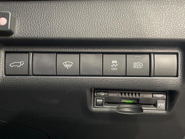 TOYOTA HARRIER HYBRID 2020