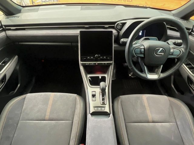 TOYOTA LEXUS LBX 2024