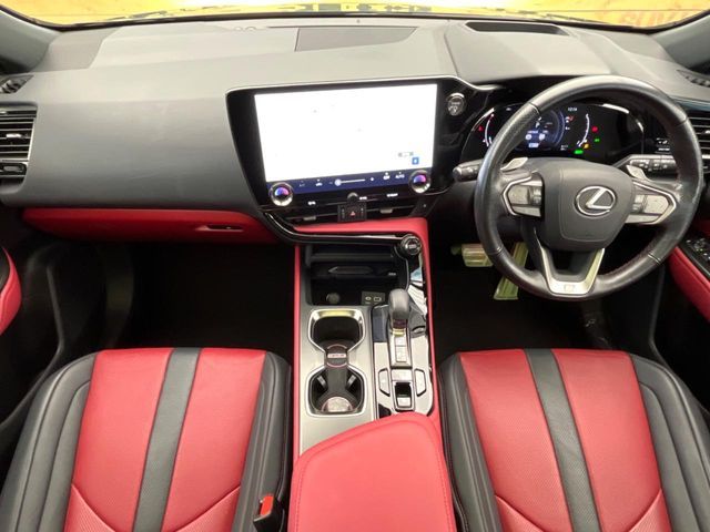 TOYOTA LEXUS NX350h 2023