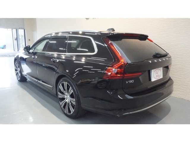 VOLVO VOLVO V90 2021