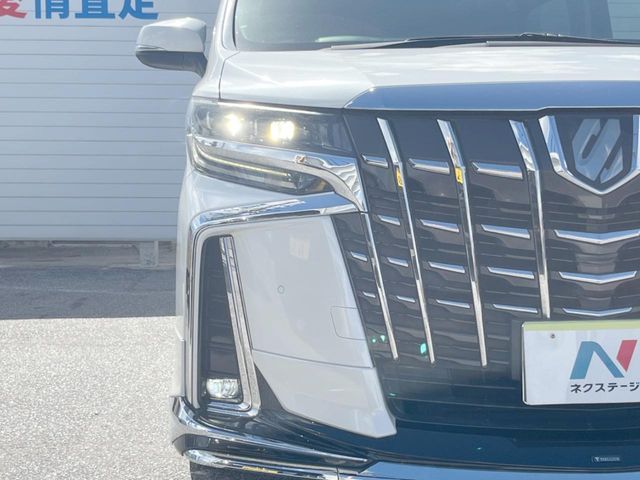 TOYOTA ALPHARD 2018