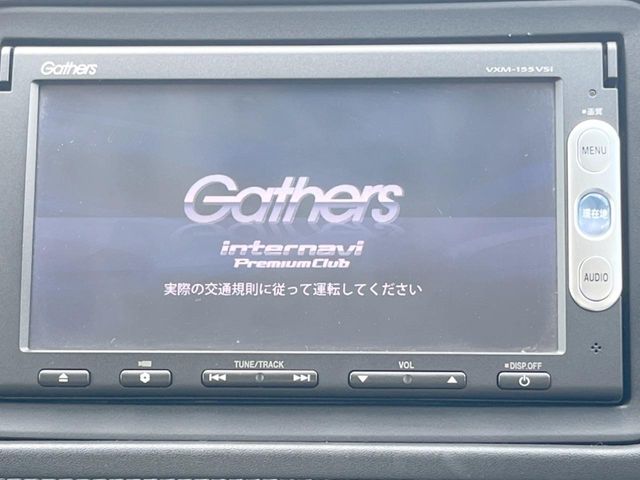 HONDA VEZEL HYBRID 2015