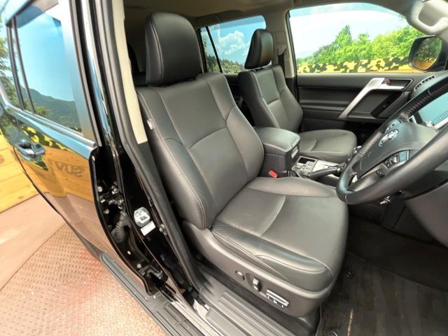 TOYOTA LANDCRUISER PRADO 2023