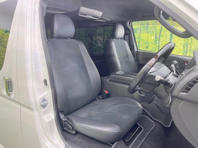 TOYOTA HIACE van 2WD 2019