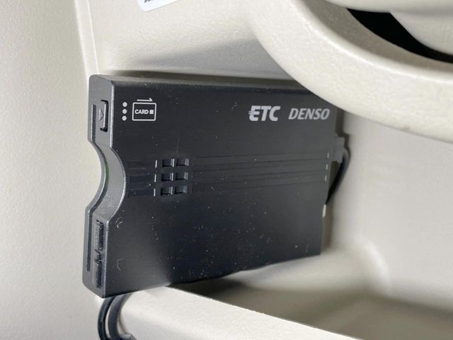 MITSUBISHI eK WAGON 2006