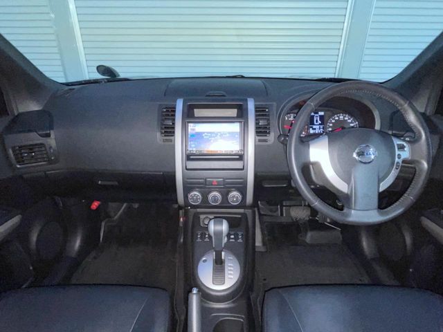 NISSAN X-TRAIL 4WD 2013