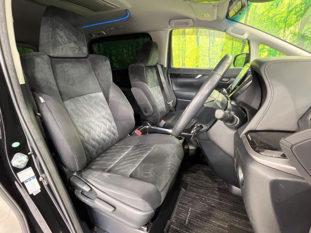 TOYOTA ALPHARD 4WD 2018