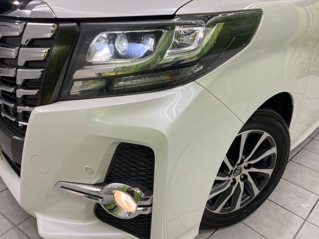 TOYOTA ALPHARD 2017