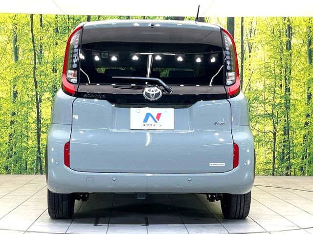TOYOTA SIENTA HYBRID 2024