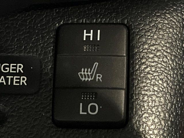 TOYOTA PRIUS PHV 2018