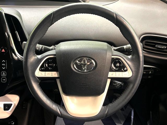 TOYOTA PRIUS PHV 2018