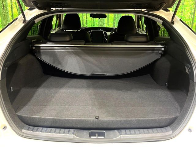 TOYOTA PRIUS PHV 2018