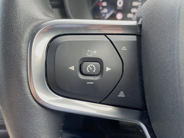 VOLVO VOLVO XC40 2021