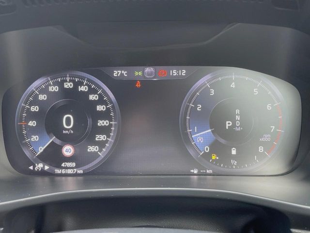 VOLVO VOLVO XC40 2021