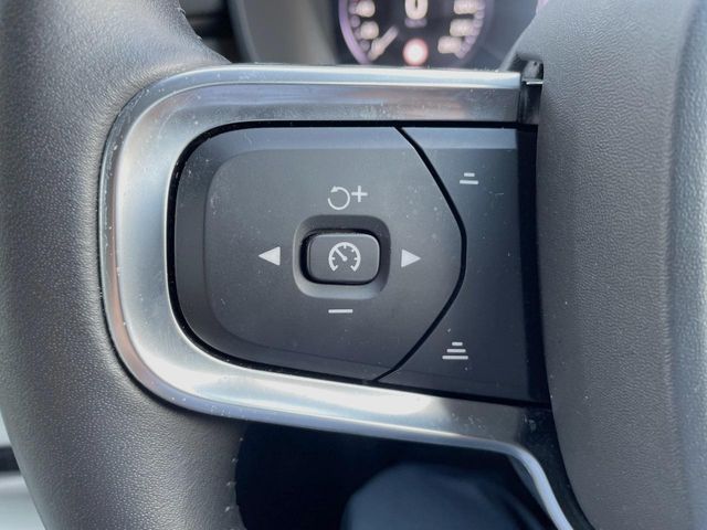 VOLVO VOLVO XC40 2019