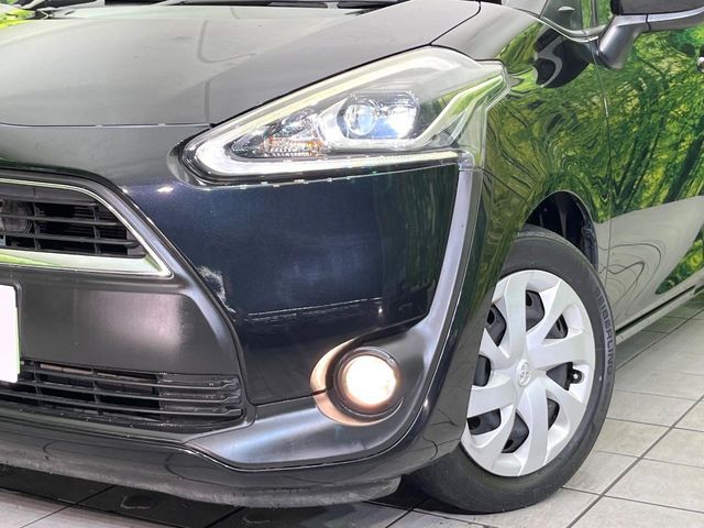 TOYOTA SIENTA 2016